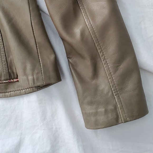 Danier Genuine Leather Jacket - Picture 2 of 8